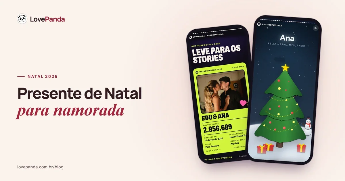 Dois celulares com a Retrospectiva do Casal: o resumo para os stories com os números do casal e o capítulo de Natal, com presentes ao pé da árvore